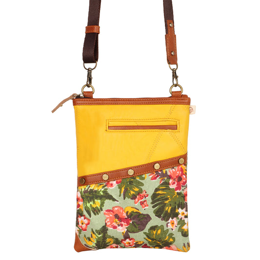 Brisk Crossbody Bag w/ Cellphone Pocket - Summer Jungle