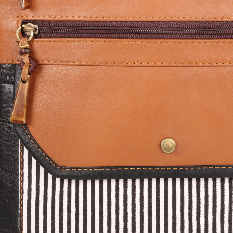 Royce Dawn Crossbody