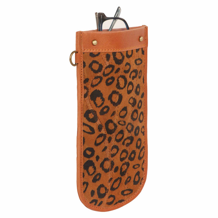 Soft Eyeglass Cover - Cheetah