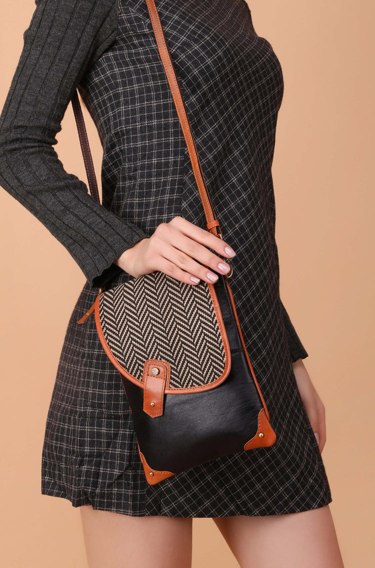Tracker Noho Crossbody