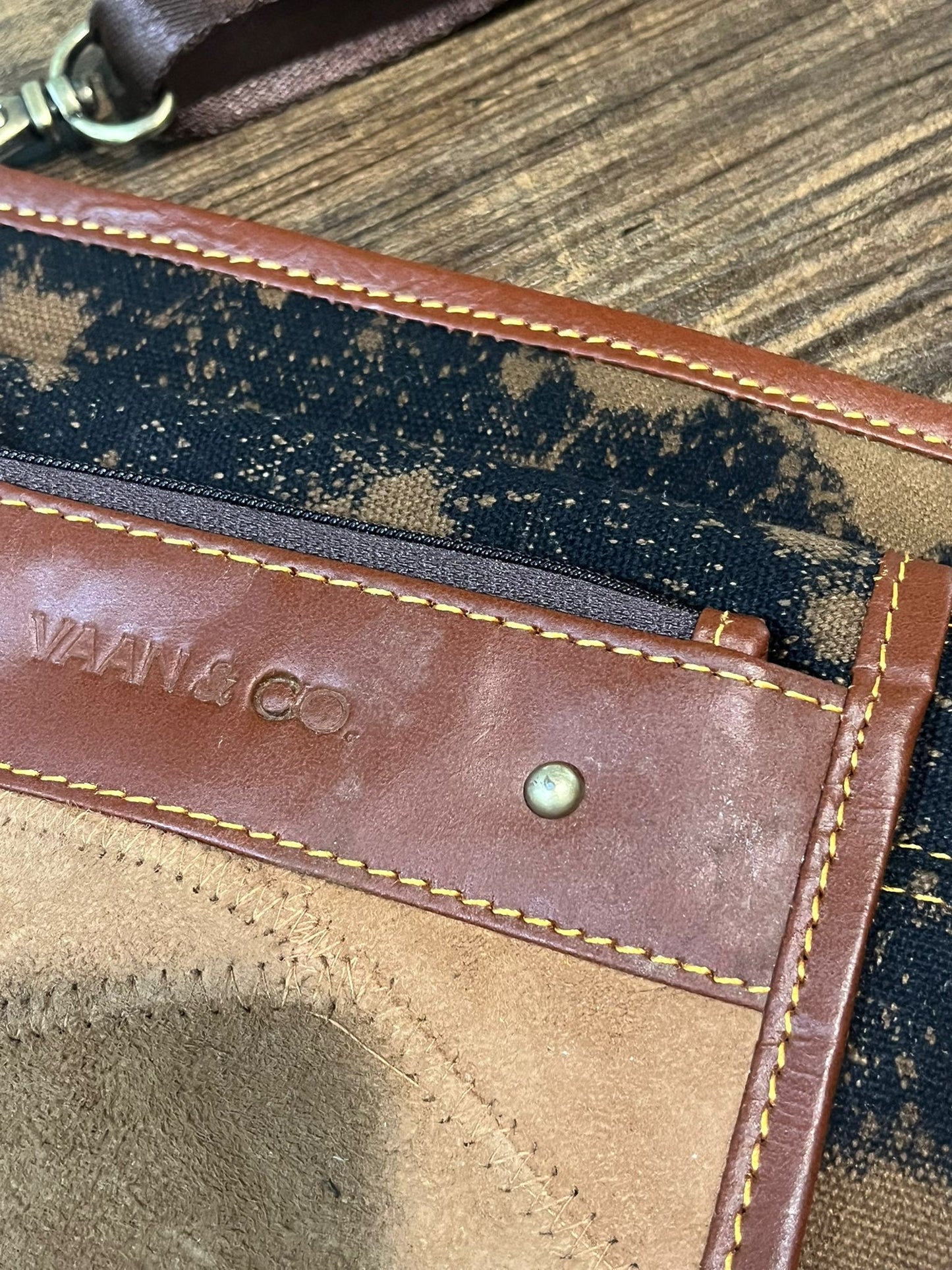 Vela Crossbody - 2nd Best